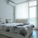 Dream Studio With Parkplace